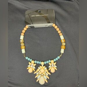 NEW YORK & COMPANY NECKLACE NWT- BLUE, CREAM, PINK LUCITE AND GLASS BEADS